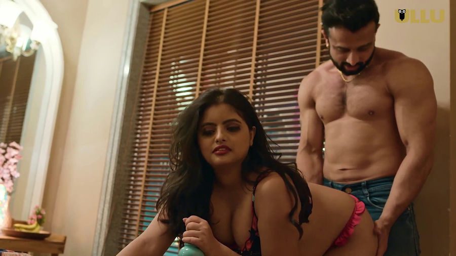 Love Guru S03P01E02 2023 Ullu Hindi Hot Web Series